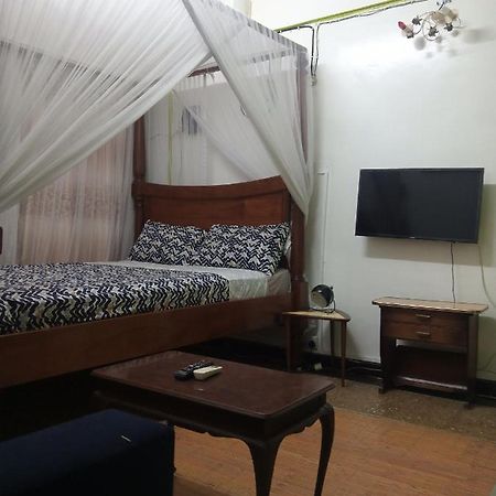 Safi Apartment Момбаса Екстериор снимка