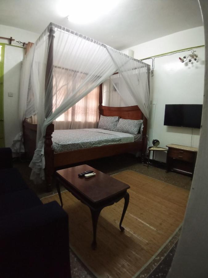 Safi Apartment Момбаса Екстериор снимка