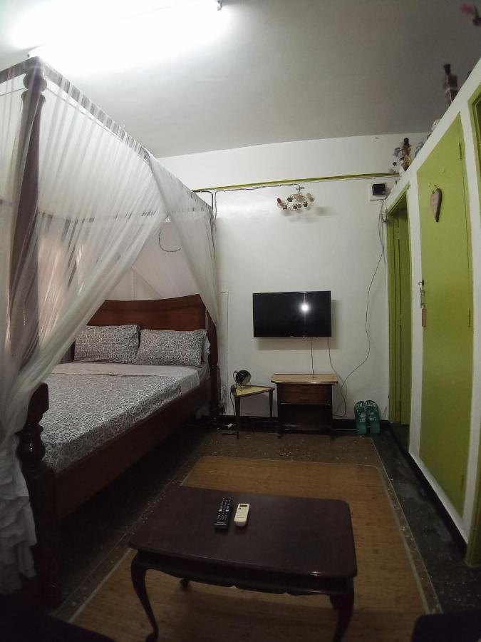 Safi Apartment Момбаса Екстериор снимка